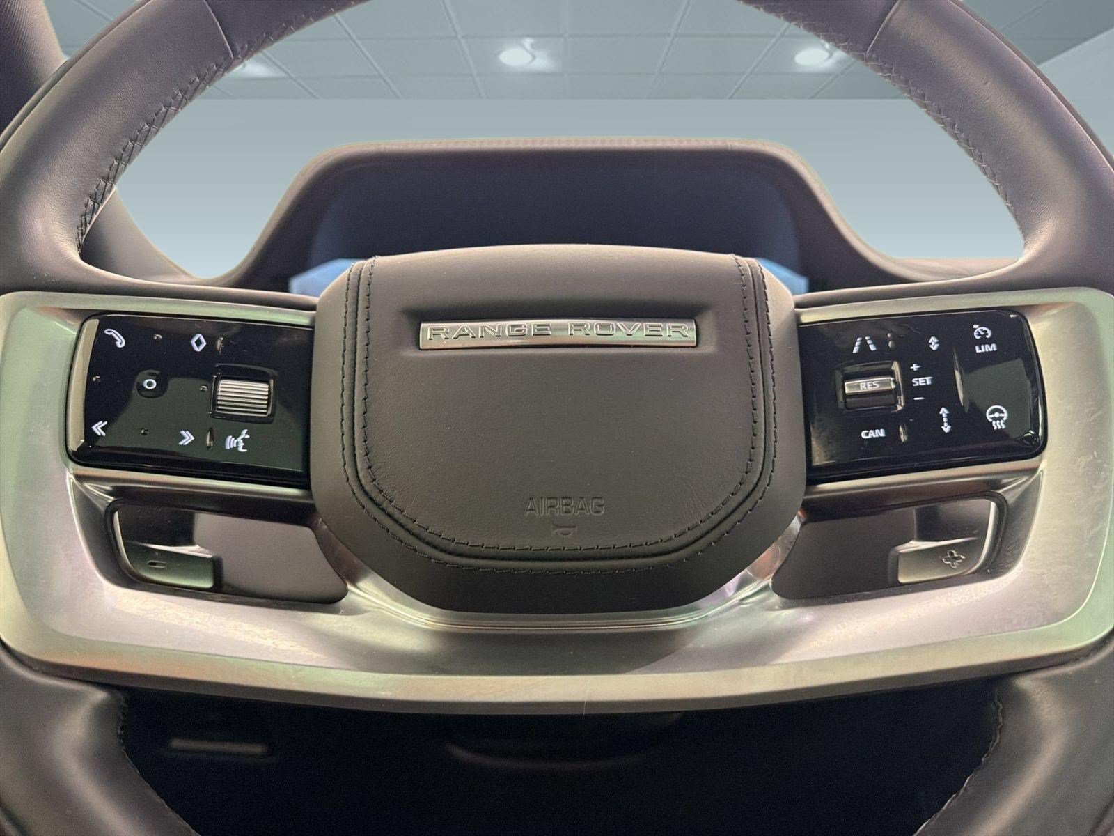 Used 2023 Land Rover Range Rover SE AWD/4WD image 11