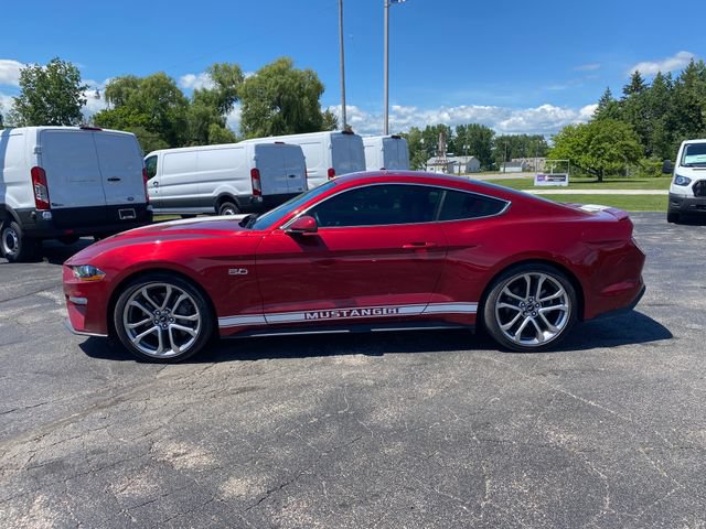 Used 2019 Ford Mustang GT Premium w/ Equipment Group 401A RWD image 3
