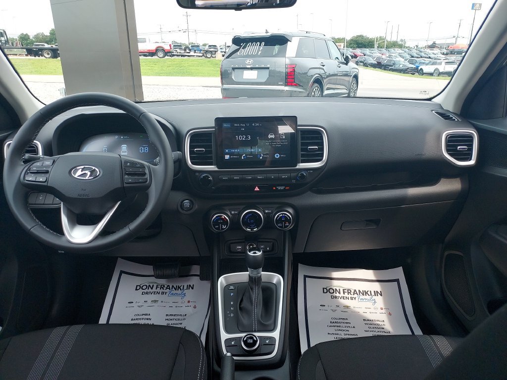 New 2026 Hyundai Venue SEL FWD image 15