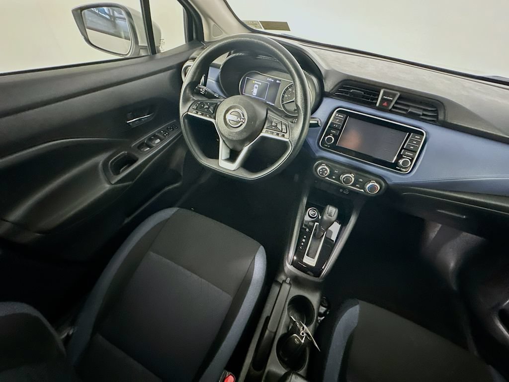 Used 2023 Nissan Versa SV FWD image 9
