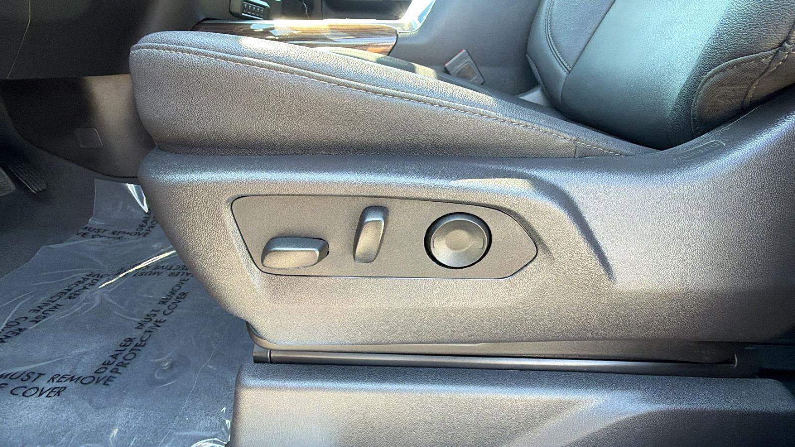 Used 2025 Chevrolet Silverado 2500 LT w/ All Star Edition image 17