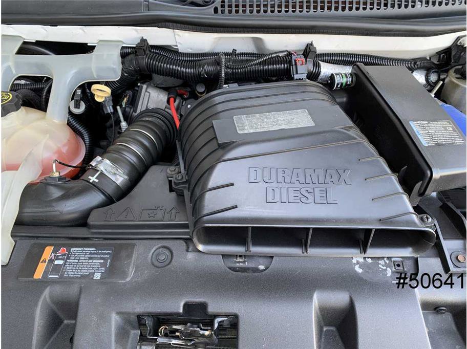 Used 2014 Chevrolet Express 4500 w/ Ambulance Package RWD image 27