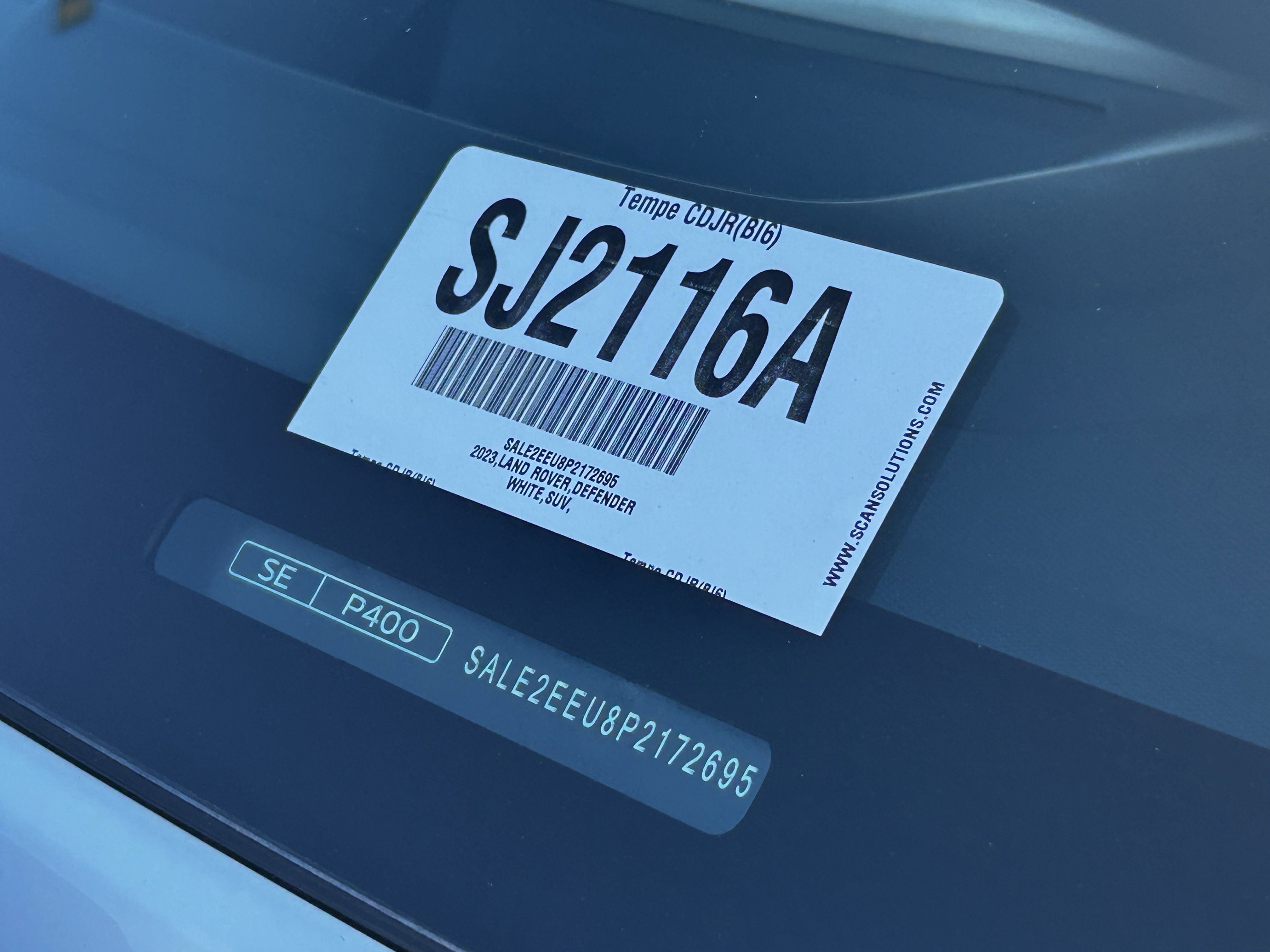 Used 2023 Land Rover Defender 110 X-Dynamic SE image 31