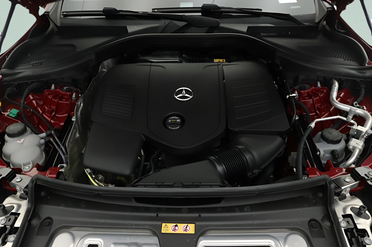 Certified 2025 Mercedes-Benz GLC 350e 4MATIC image 24