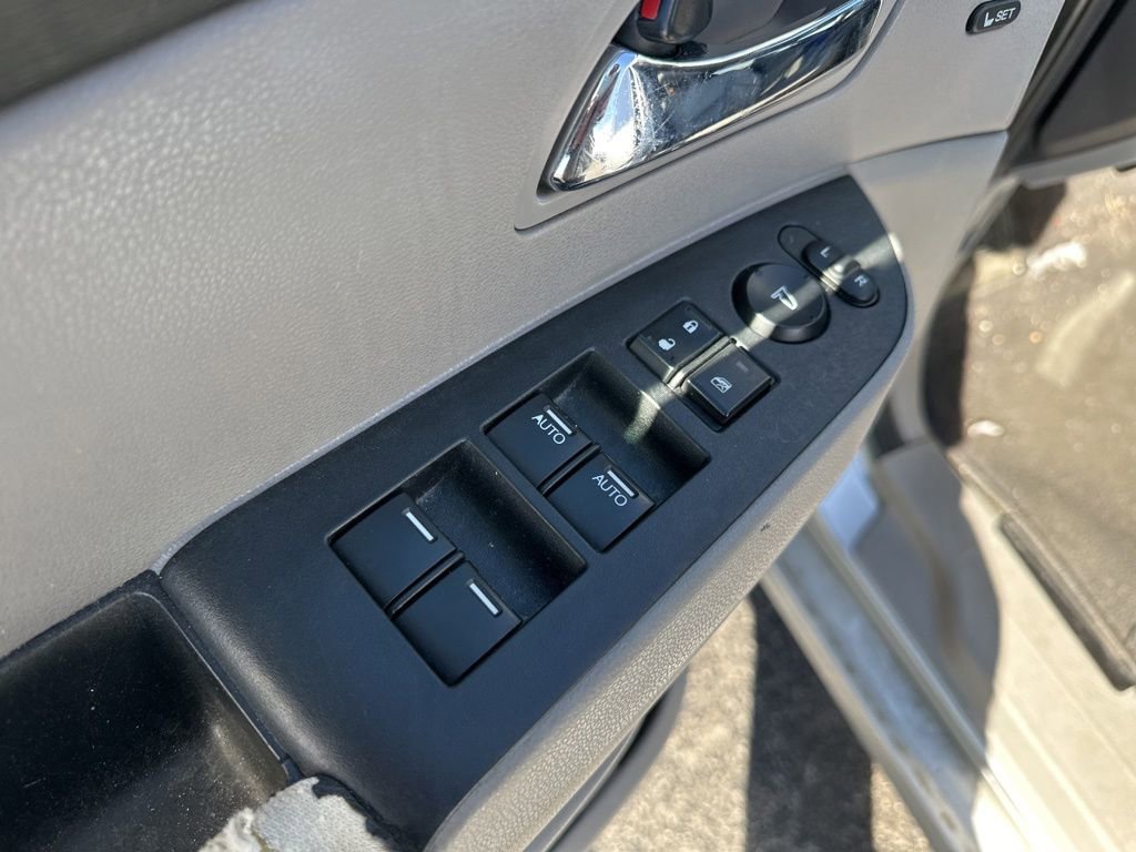 Used 2014 Honda Odyssey Touring image 17