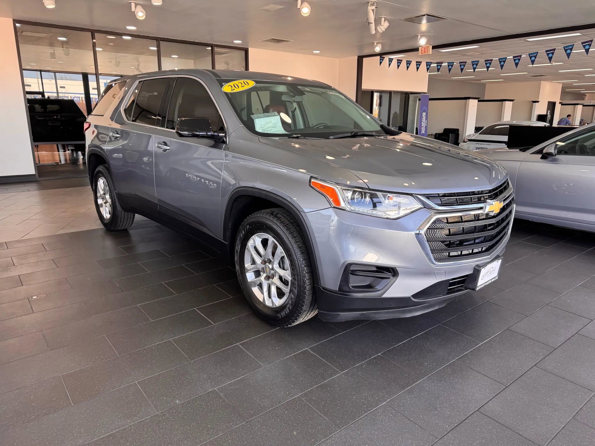 Used 2020 Chevrolet Traverse LS image 6