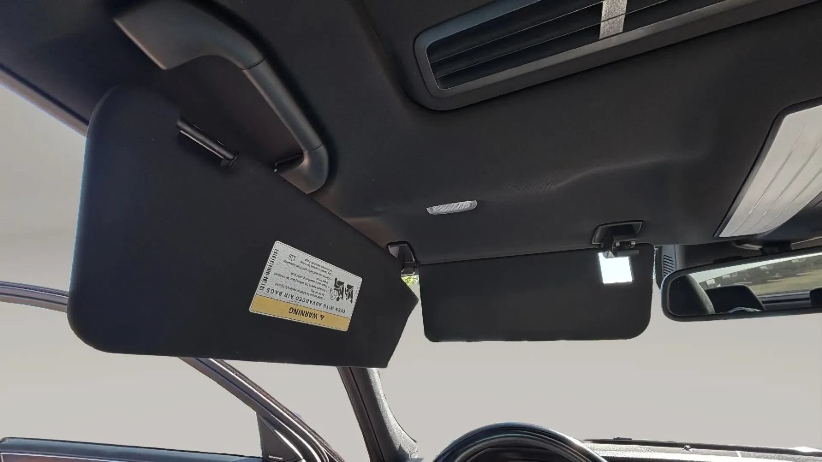 Used 2014 Mercedes-Benz E 350 Sedan image 24