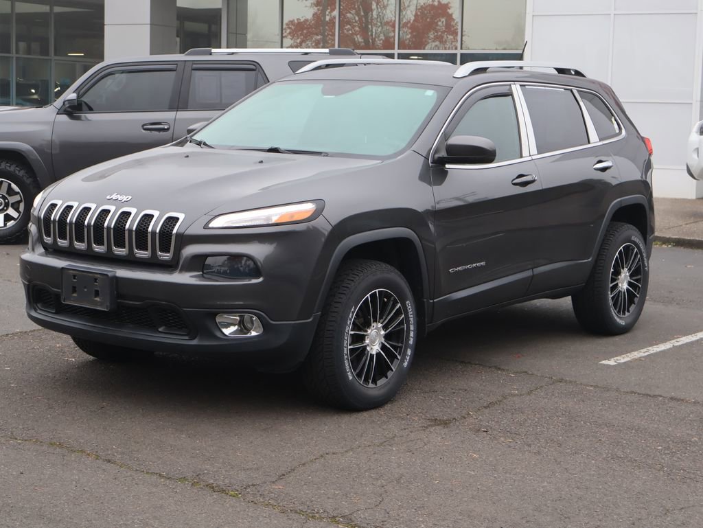 Used 2015 Jeep Cherokee Latitude w/ Comfort/Convenience Group