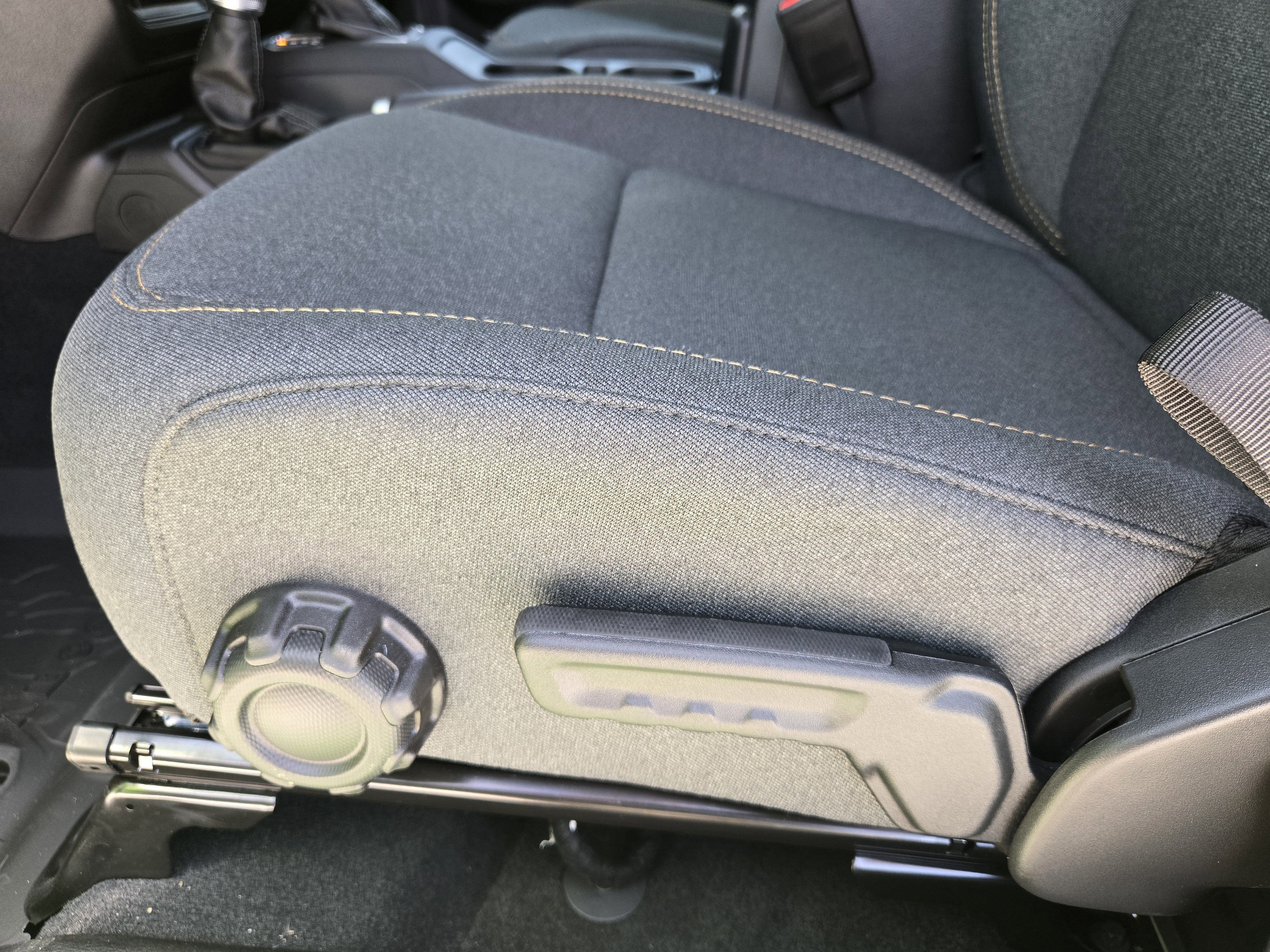 New 2025 Jeep Wrangler Sport S AWD/4WD image 18