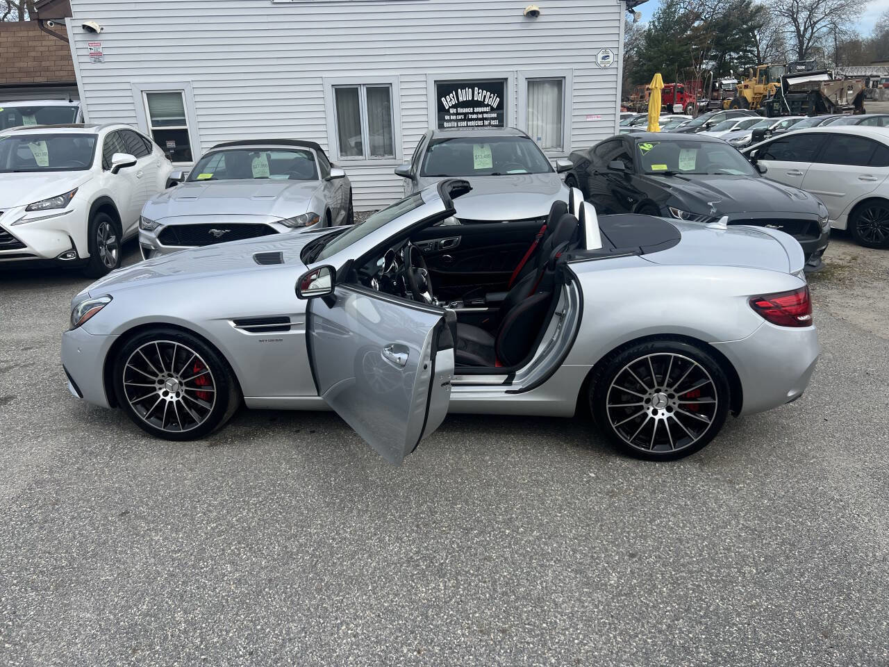 Used 2018 Mercedes-Benz SLC 43 AMG image 28