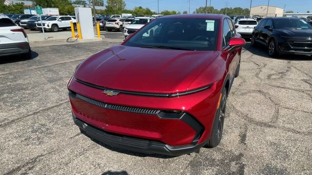 New 2026 Chevrolet Equinox EV LT FWD image 5