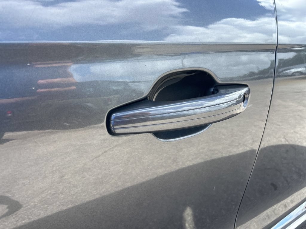 Used 2020 Lincoln Nautilus FWD image 22