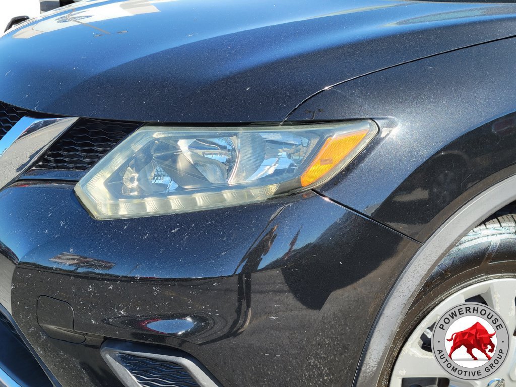 Used 2016 Nissan Rogue S FWD image 11