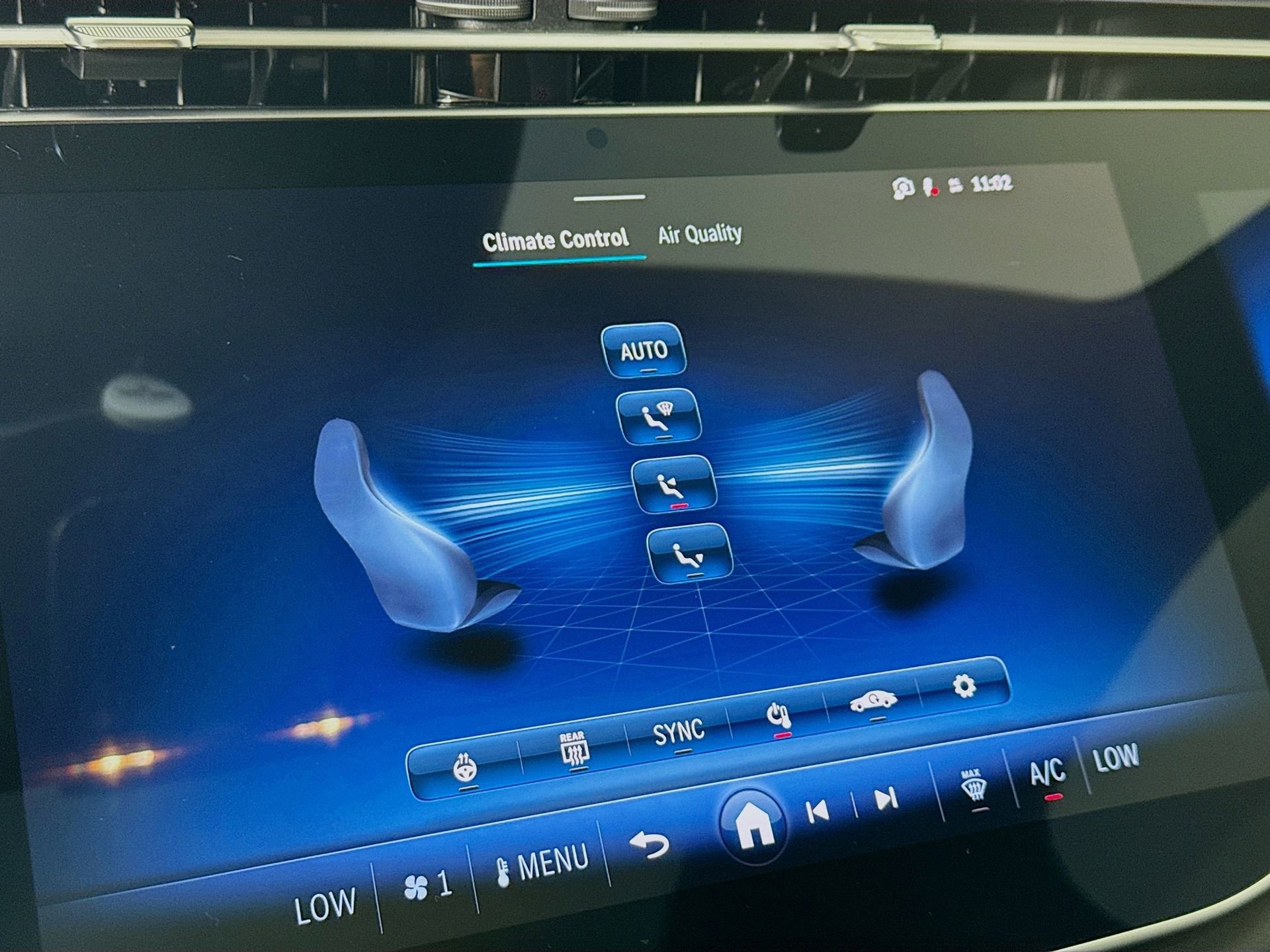 Certified 2024 Mercedes-Benz E 350 4MATIC Sedan image 17