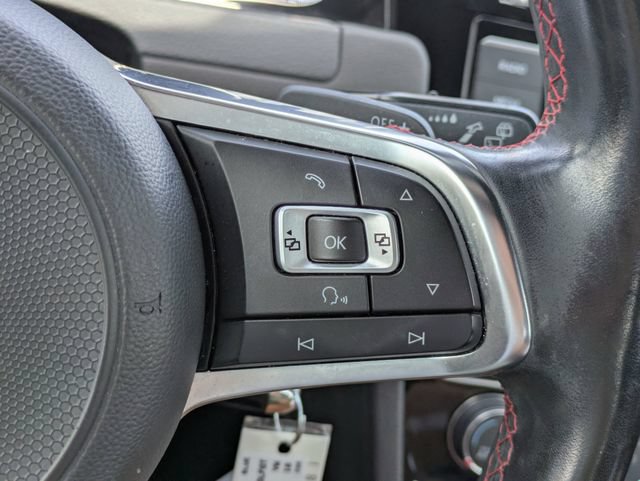 Used 2018 Volkswagen Golf 4-Door FWD image 20