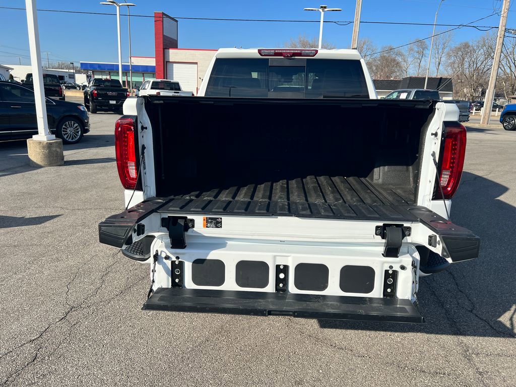 Used 2023 GMC Sierra 1500 AT4 w/ AT4 Premium Package image 14