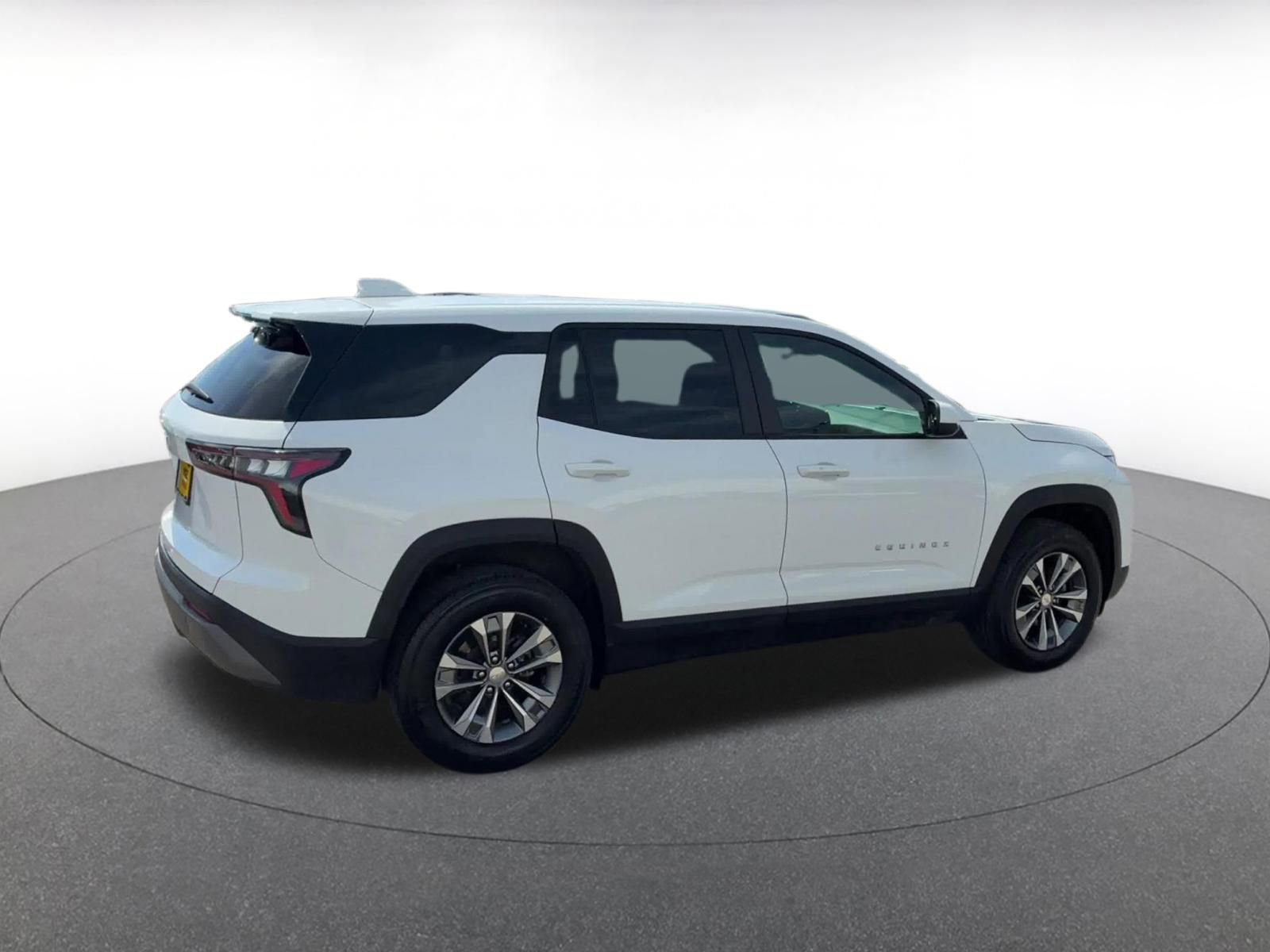 Used 2025 Chevrolet Equinox LT image 14