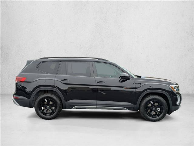 New 2026 Volkswagen Atlas Peak Edition AWD/4WD image 4