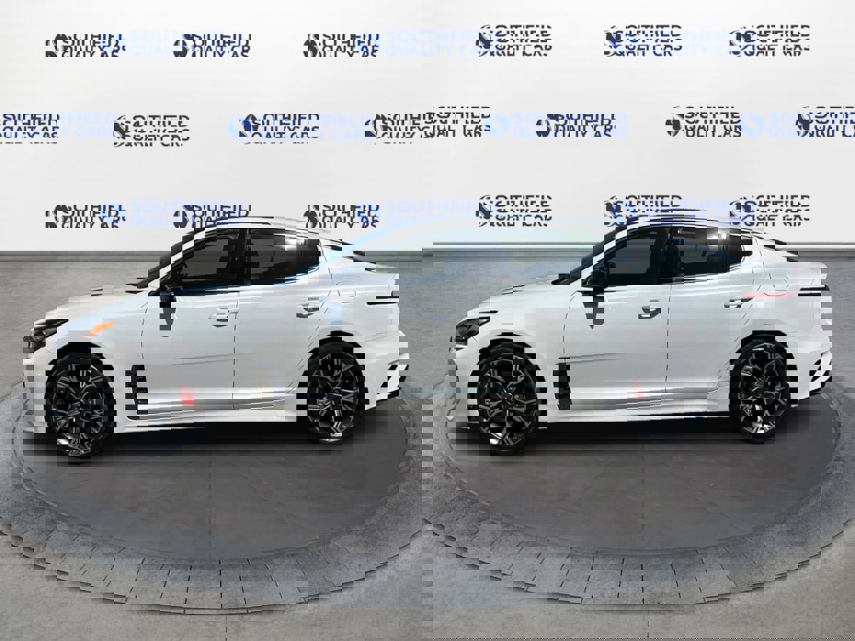 Used 2019 Kia Stinger GT2 image 3