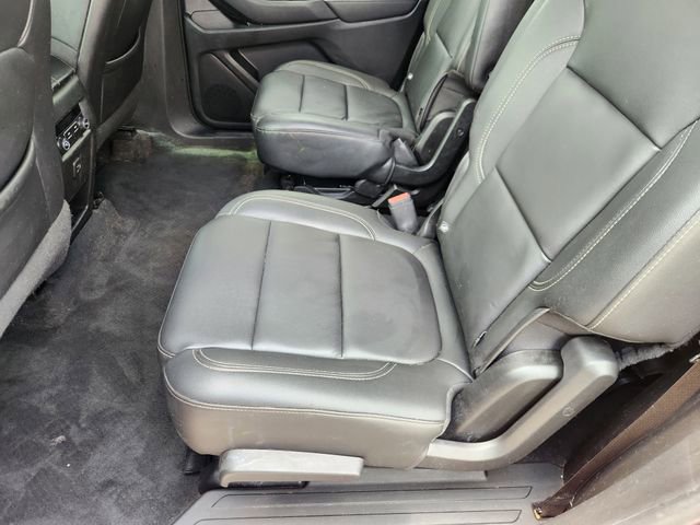 Used 2023 Chevrolet Traverse LT FWD image 29