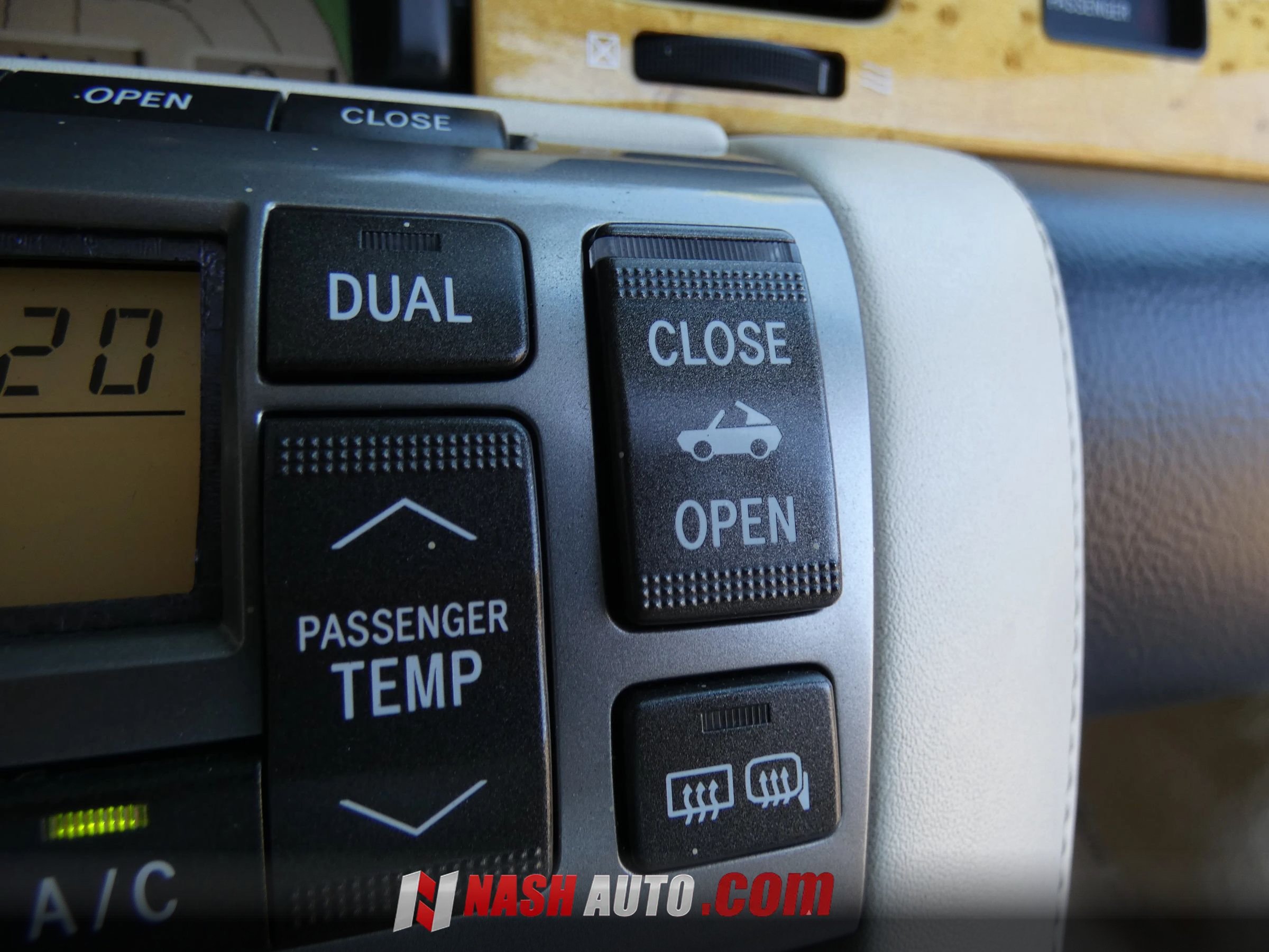 Used 2003 Lexus SC 430 Convertible RWD image 48
