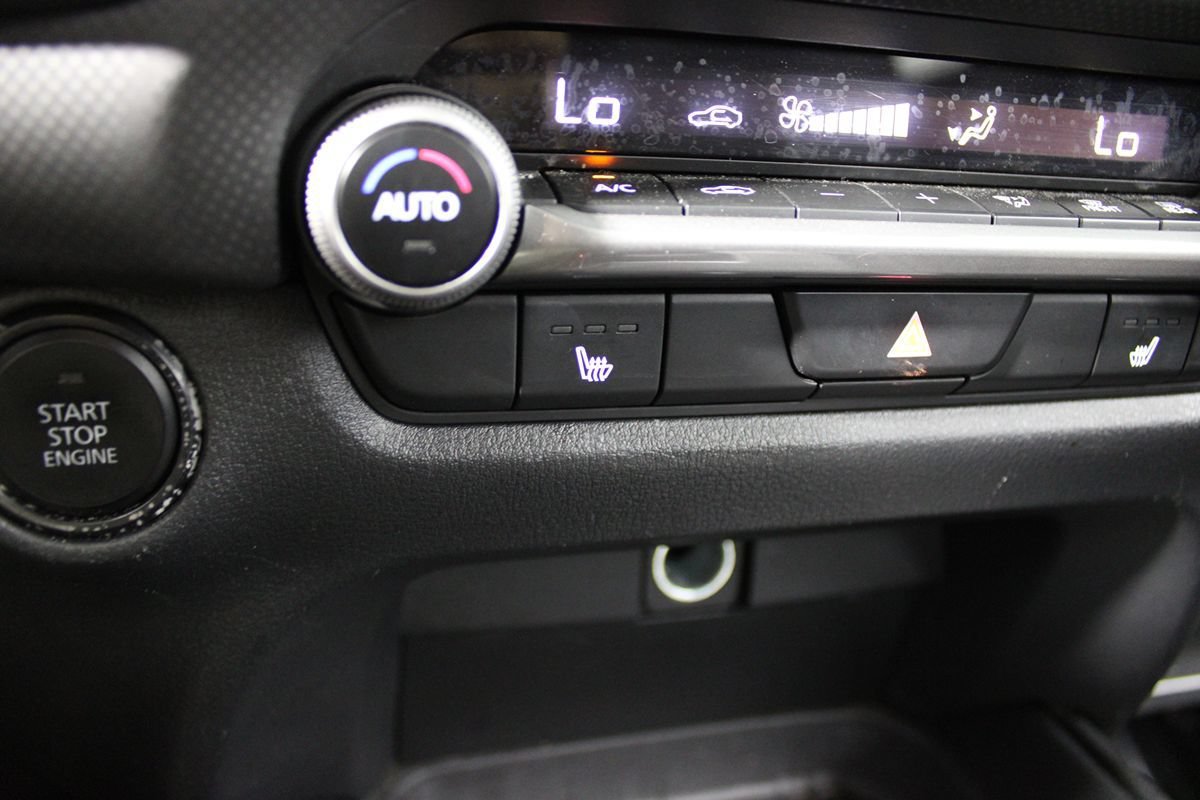 Used 2025 MAZDA CX-50 AWD 2.5 S w/ Preferred Package image 16