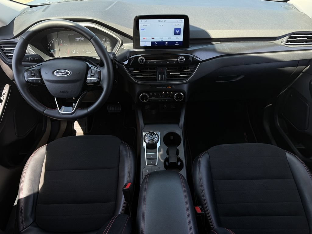 Used 2022 Ford Escape SEL w/ SEL Stealth AWD Package image 12