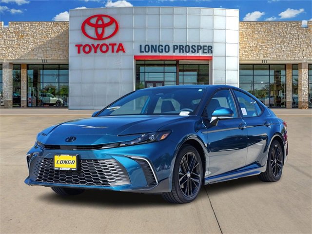 New 2026 Toyota Camry SE w/ Convenience Package