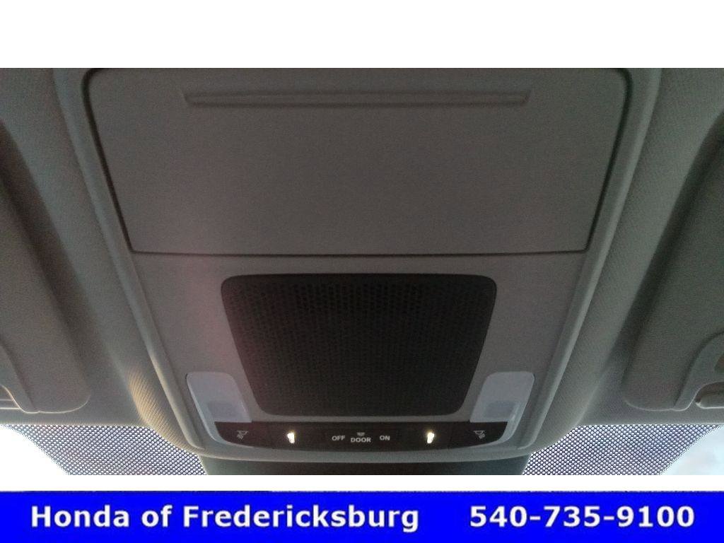 Certified 2025 Honda Pilot EX-L image 23