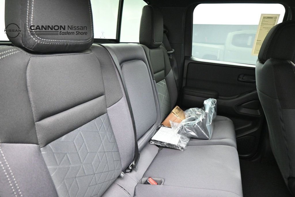 New 2027 Nissan Frontier SV w/ SV Convenience Package RWD image 15