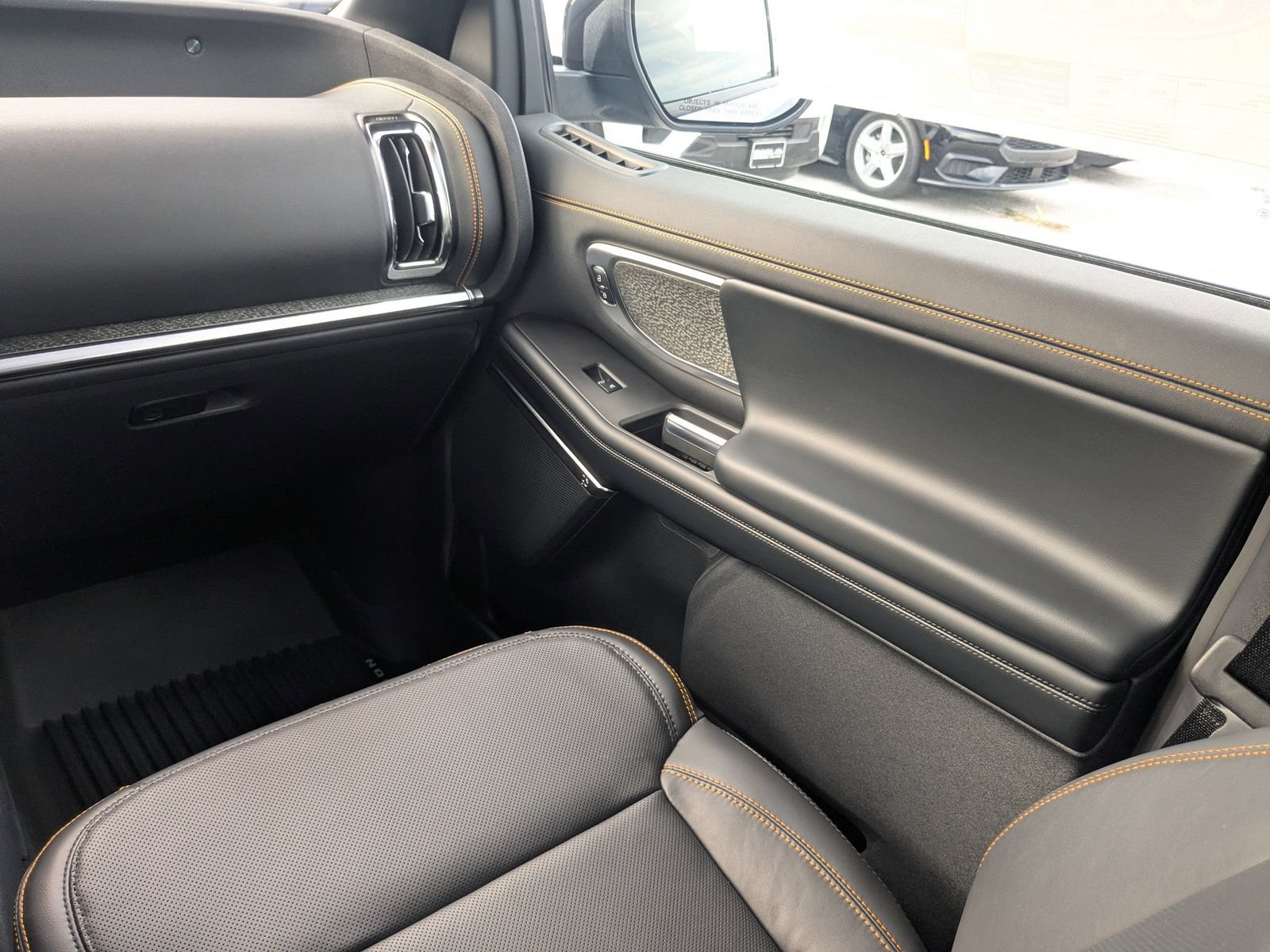 New 2025 Ford Expedition Tremor AWD/4WD image 19