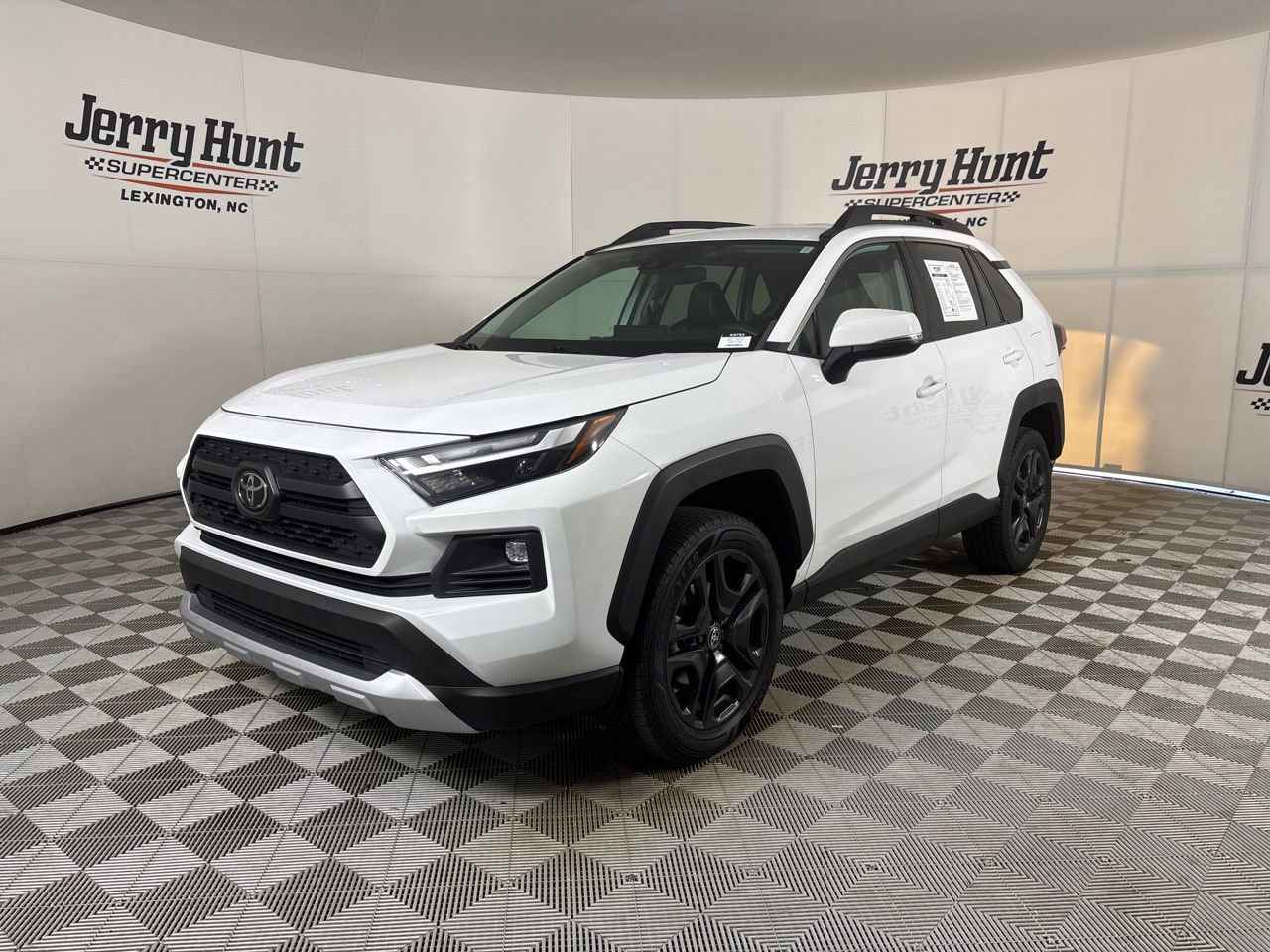 Used 2023 Toyota RAV4 Adventure image 1