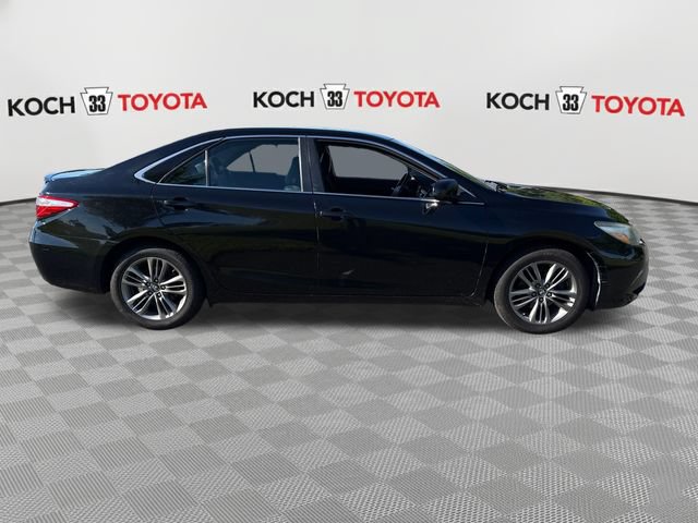 Used 2017 Toyota Camry SE FWD image 9
