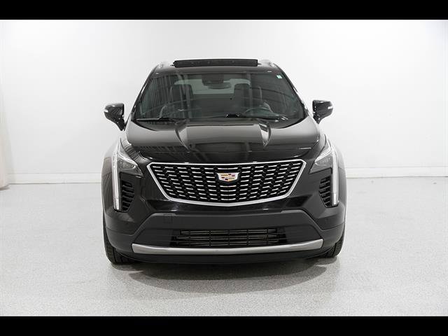 Certified 2022 Cadillac XT4 Premium Luxury w/ Technology Package AWD/4WD image 2