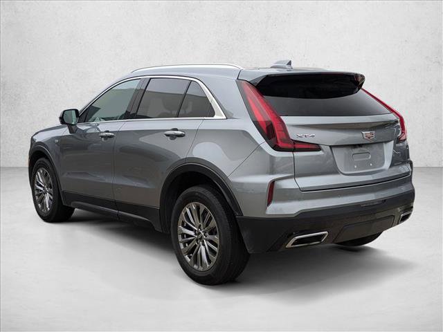 Used 2025 Cadillac XT4 Premium Luxury image 6