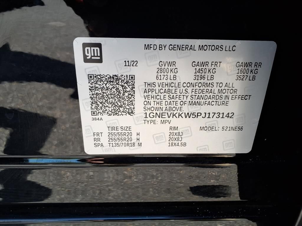 Used 2023 Chevrolet Traverse Premier AWD/4WD image 36