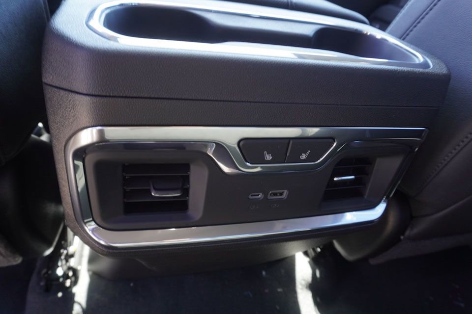 New 2025 Chevrolet Silverado 1500 LTZ w/ LTZ Premium Package image 13