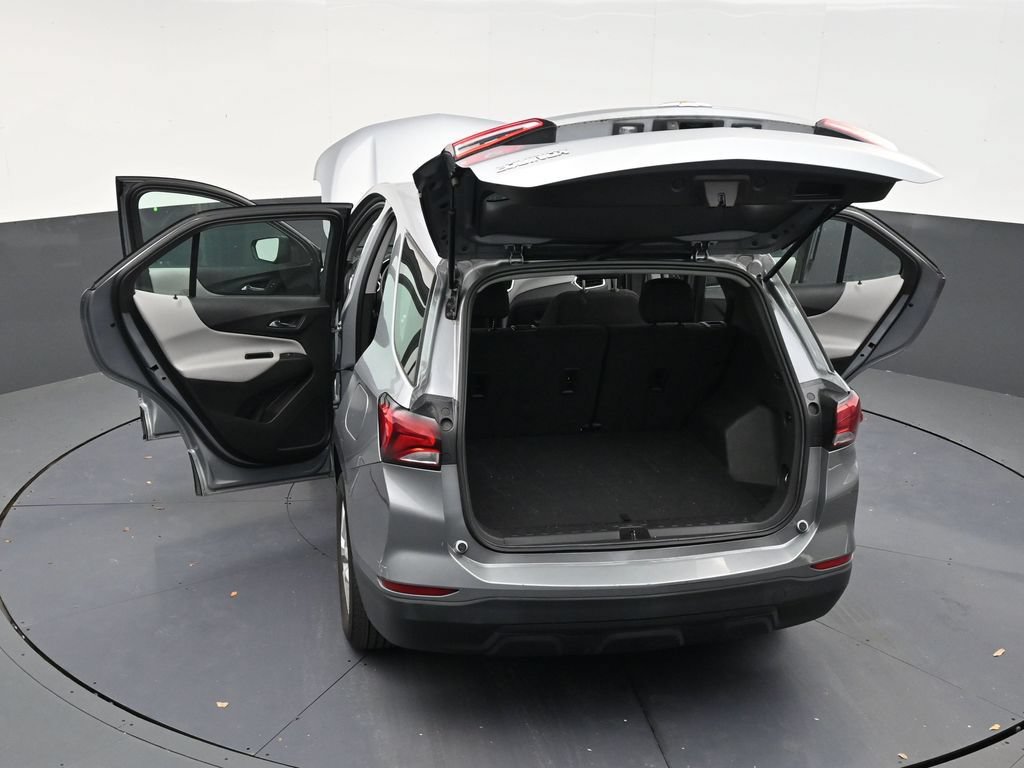 Used 2024 Chevrolet Equinox LS FWD image 32