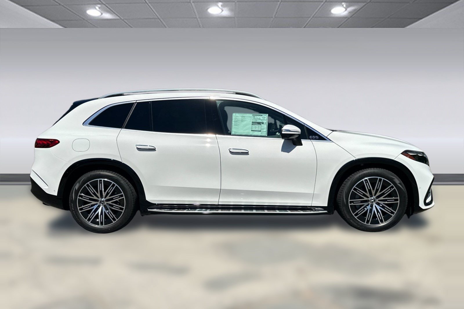 New 2026 Mercedes-Benz EQS 550 4MATIC SUV image 8