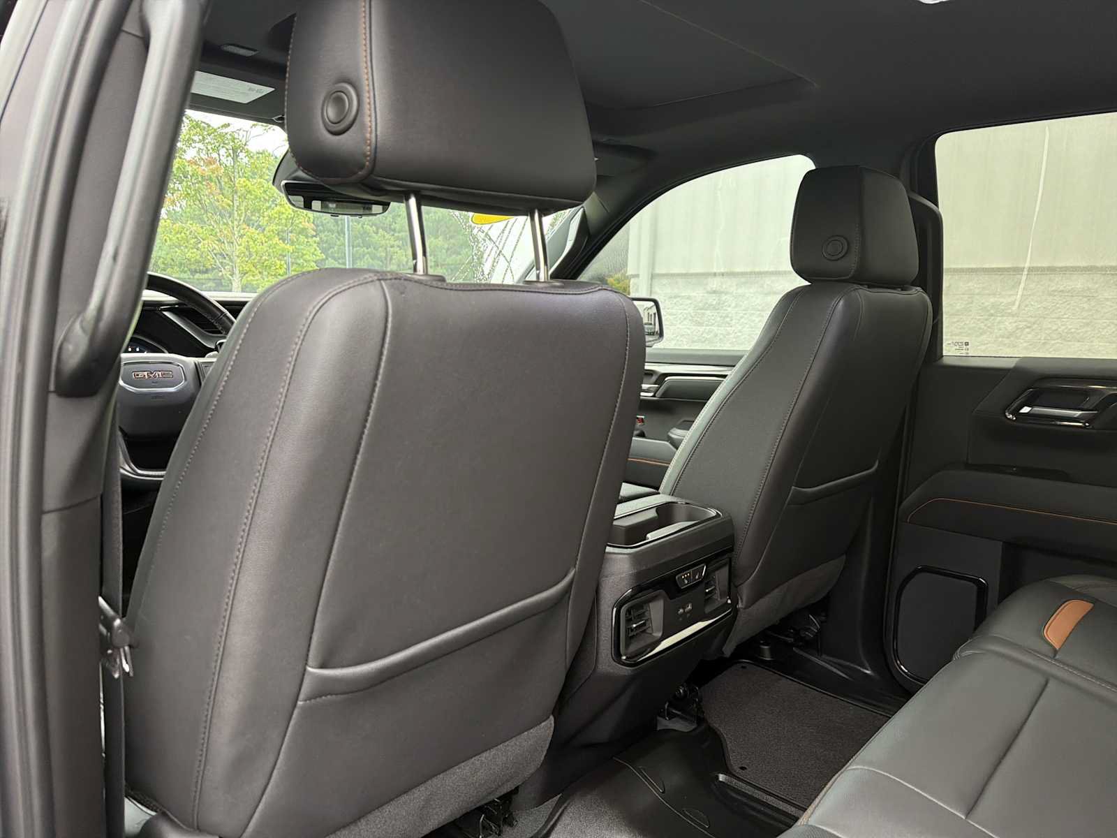 Used 2023 GMC Sierra 1500 AT4 w/ AT4 Premium Package AWD/4WD image 27