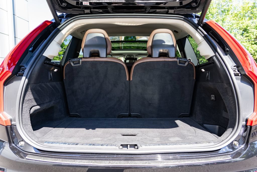 Used 2019 Volvo XC90 T6 Inscription w/ Protection Package Premier AWD/4WD image 8