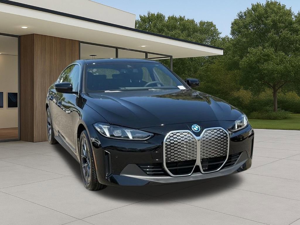 Used 2025 BMW i4 eDrive40 w/ Parking Assistance Package image 5