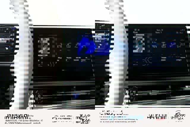 New 2025 Hyundai Santa Fe SE image 13