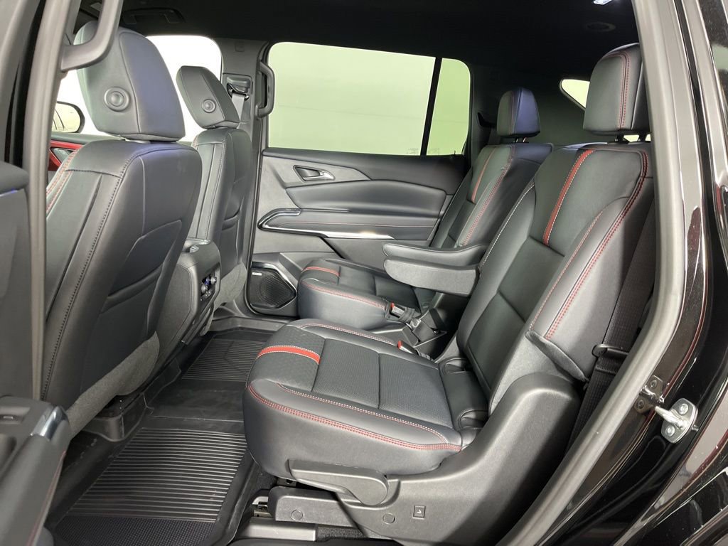 New 2026 Chevrolet Traverse RS image 24