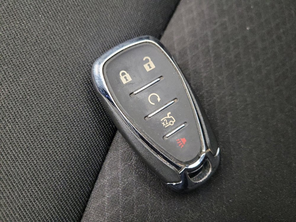 Used 2022 Chevrolet Malibu LT FWD image 32