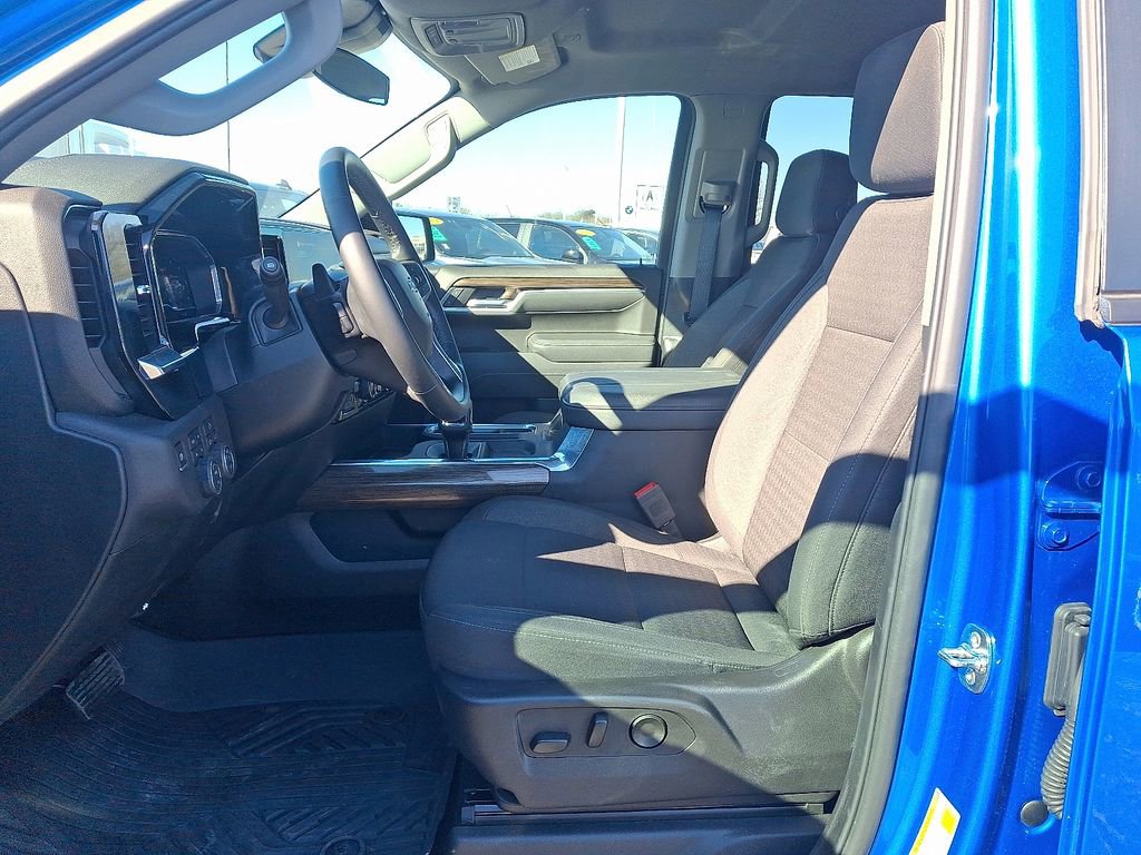 Certified 2025 Chevrolet Silverado 1500 RST w/ Z71 Off-Road Package image 14