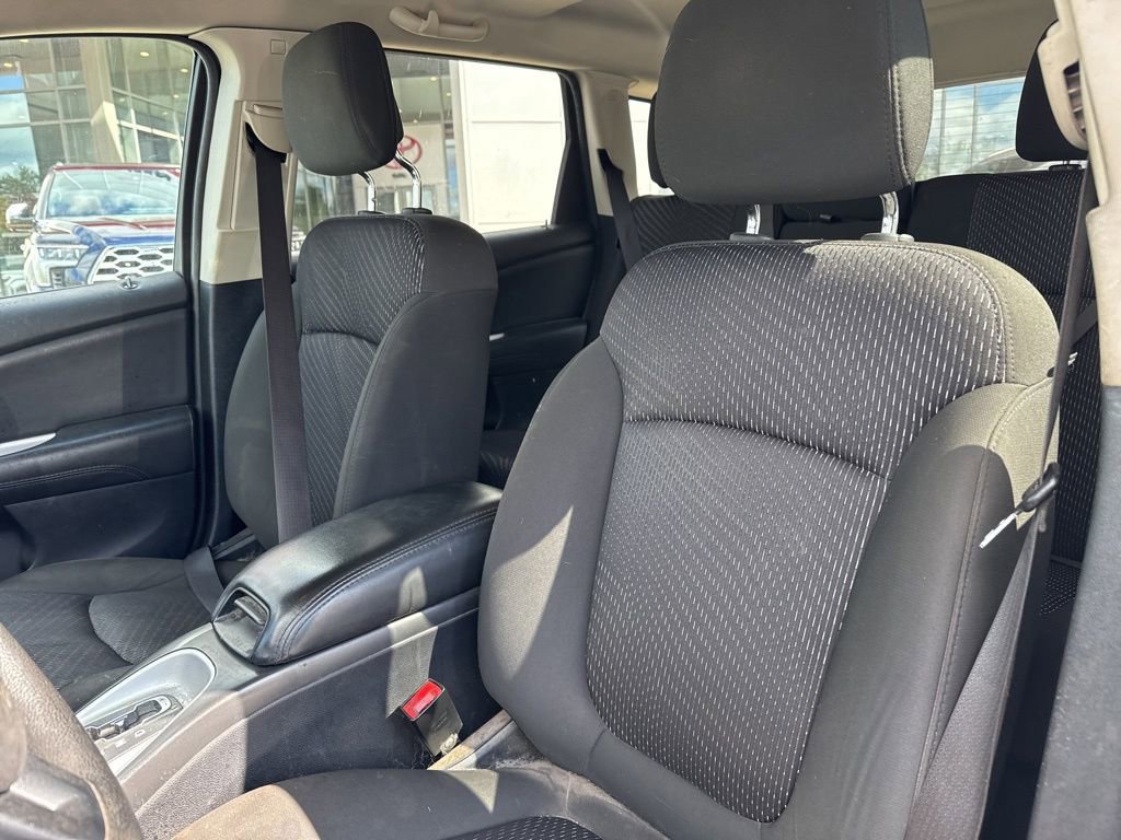 Used 2020 Dodge Journey SE FWD image 11