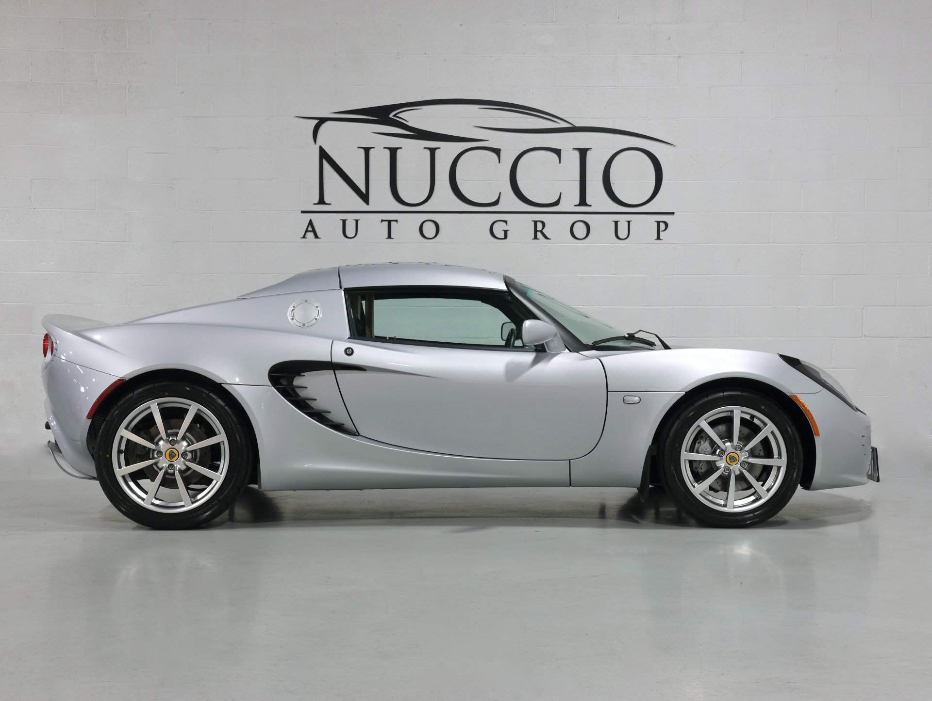 Used 2005 Lotus Elise image 23