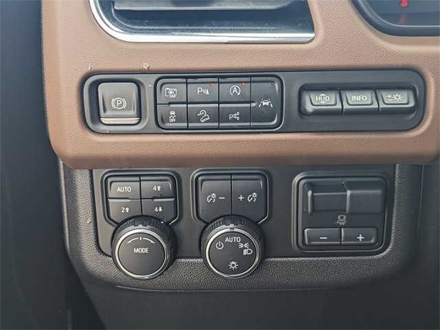 Used 2024 Chevrolet Tahoe High Country w/ Advanced Technology Package image 30