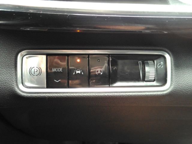 Used 2024 Buick Envision Preferred AWD/4WD image 36